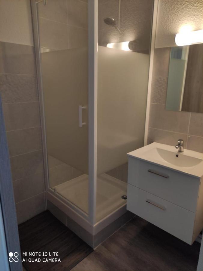 La Desirade Avec Parking- Port - Wifi Couchage En 160 Neuf Apartment แอกด์ ภายนอก รูปภาพ